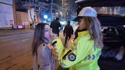 Kadık&ouml;y&rsquo;de trafik magandalarına ceza yağdı
