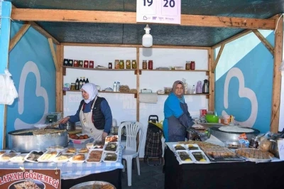 Kadın Emeği &Ccedil;arşısı a&ccedil;ıldı
