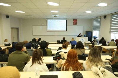 Kadın ve ailenin güçlenmesi konuşuldu
