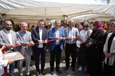Kadınların bir yıllık emeği g&ouml;r&uuml;c&uuml;ye &ccedil;ıktı
