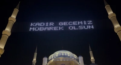 Kadir Gecesi B&uuml;y&uuml;k &Ccedil;amlıca Camii&rsquo;nde dualarla idrak edildi
