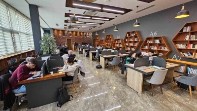 Kağıthane Belediyesi’nden üniversite öğrencilerine eğitim desteği
