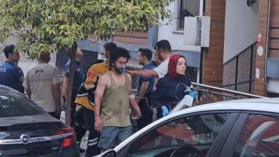 Kağıthane&rsquo;de 5 katlı binada &ccedil;ıkan yangında 7 kişi kurtarıldı
