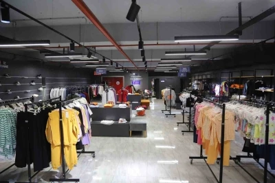 Kağıthane’de dayanışma Elden Gönüle Sosyal Yardım Merkezi ile büyüyor
