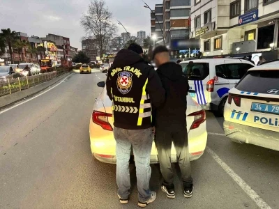 Kağıthane&rsquo;de trafik g&uuml;venliğini tehlikeye d&uuml;ş&uuml;ren s&uuml;r&uuml;c&uuml;ye 83 bin TL ceza
