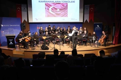 Kahramanlık t&uuml;rk&uuml;leri yankılandı
