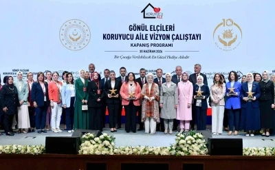 Kahramanmaraş&rsquo;a koruyucu aile hizmetlerinde "Kalabalık Aile &Ouml;zel &Ouml;d&uuml;l&uuml;"
