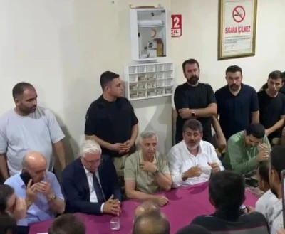 Kahramanmaraş’ın Pazarcık ilçesinde yol trafiğe açıldı
