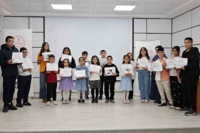 Kahramanmaraş Okuyor Projesinde &ouml;d&uuml;ller sahiplerini buldu
