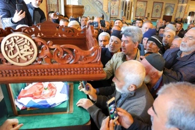 Kahramanmaraş&rsquo;ta Abd&uuml;lhamid Han Camii&rsquo;nde Sakal-ı Şerif ziyarete a&ccedil;ıldı
