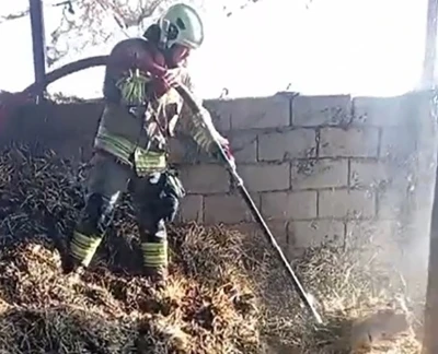 Kahramanmaraş&rsquo;ta ahır yangını korkuttu
