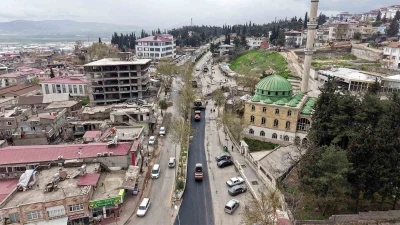 Kahramanmaraş&rsquo;ta asfalt &ccedil;alışmaları s&uuml;r&uuml;yor
