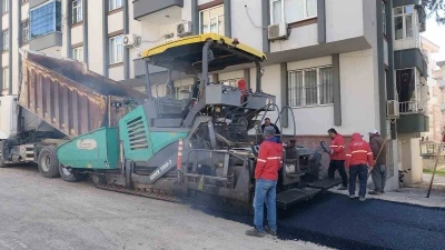 Kahramanmaraş&rsquo;ta asfalt yenileme &ccedil;alışmaları s&uuml;r&uuml;yor
