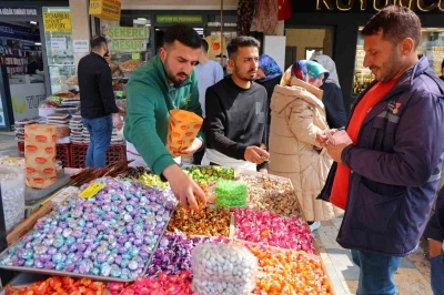 Kahramanmaraş&rsquo;ta bayram &ouml;ncesi yoğunluğu
