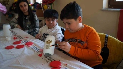 Kahramanmaraş&rsquo;ta &ccedil;ocuklaR Ramazan kandili tasarladı

