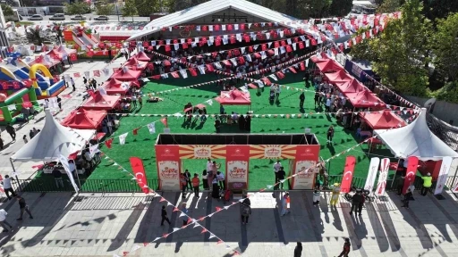 Kahramanmaraş&rsquo;ta Cumhuriyet Panayırı coşkusu
