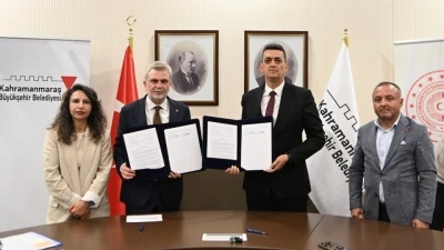 Kahramanmaraş&rsquo;ta deprem molozları 100 milyon TL&rsquo;lik projeyle geri d&ouml;n&uuml;şt&uuml;r&uuml;lecek
