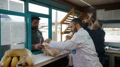 Kahramanmaraş&rsquo;ta g&uuml;nl&uuml;k 50 bin halk ekmek &uuml;retiliyor