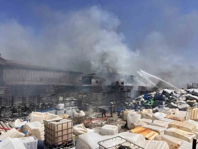 Kahramanmaraş&rsquo;ta iş yeri yangını s&ouml;nd&uuml;r&uuml;ld&uuml;
