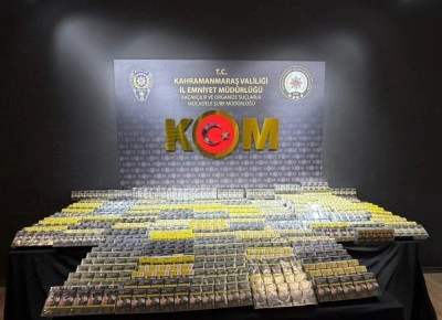 Kahramanmaraş&rsquo;ta ka&ccedil;ak telefon ve sigara operasyonu