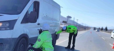 Kahramanmaraş&rsquo;ta kış lastiği uygulaması
