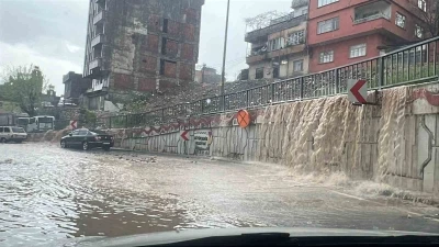 Kahramanmaraş&rsquo;ta sağanak etkili oldu
