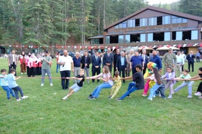 Kahramanmaraş&rsquo;ta şehit ve gazi &ccedil;ocukları yaylada buluştu
