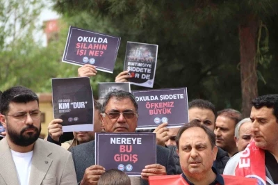 Kahramanmaraş&rsquo;taki olayda vefat eden Turgutlulu &ouml;ğretmen Ayla Kara ve &ouml;ğrenciler i&ccedil;in dua edildi
