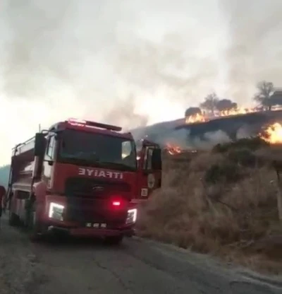 Kahta&rsquo;da anız yangını k&ouml;ye kadar ulaştı
