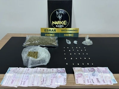 Kahta&rsquo;da uyuşturucu operasyonu: 7 g&ouml;zaltı
