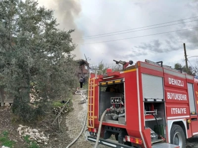 Kale&rsquo;de alevlere teslim olan ev kullanılamaz hale geldi
