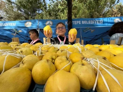 Kalitesiyle ünlü Eşme ayvası, festivalle görücüye çıktı
