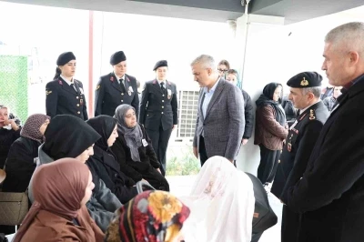 Kalp krizi ge&ccedil;iren uzman &ccedil;avuş toprağa verildi

