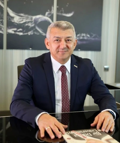 KAMİAD Başkanı Adıg&uuml;zel, gazetecilerin g&uuml;n&uuml;n&uuml; kutladı
