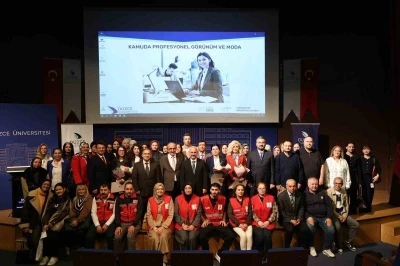 Kamuda profesyonel görünüm ve moda
