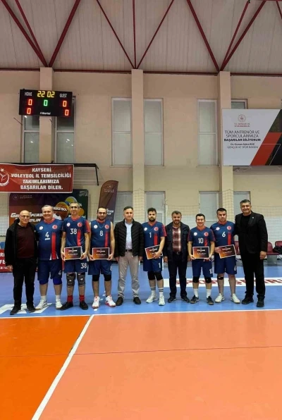 Kamuda voleybolun zirvesi belli oldu

