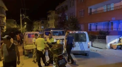 Kamyonetle gezerken polise yakalanan çocuk polis arabasına çarptı
