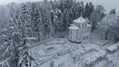 Kar Trabzon&rsquo;u beyaza b&uuml;r&uuml;d&uuml;
