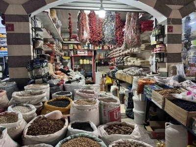 Kar yağışı vatandaşın kuru yemişe talebini arttırdı
