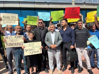 Karabağlar’da pazarcılardan ‘katı atık bedeli’ tepkisi
