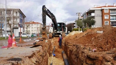 Karabağlar Yaylası girişinde i&ccedil;me suyu hat yenilemesi yapılıyor
