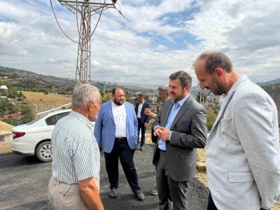 Karabük Belediyesi, mahallenin ulaşım sorununu çözdü

