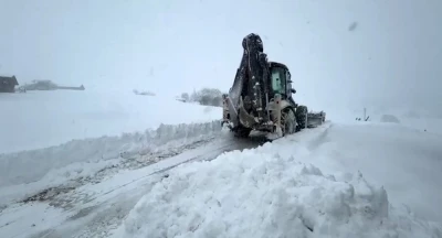 Karab&uuml;k&rsquo;te kapalı k&ouml;y yolu sayısı 17&rsquo;ye d&uuml;ş&uuml;r&uuml;ld&uuml;
