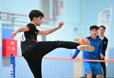 Karacabey&rsquo;de ayak tenisi şampiyonu Karaca
