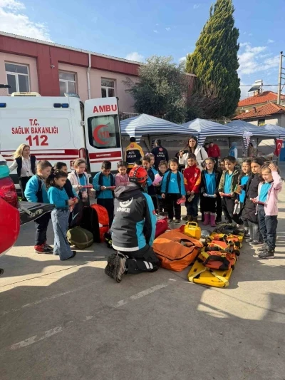 Karacasu&rsquo;da miniklere sağlıklı gelecek eğitimi
