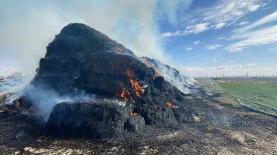 Karaman’da 300 ton saman balyası kül oldu
