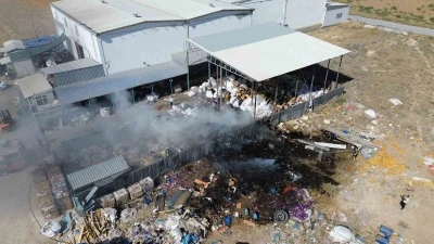 Karaman’da geri dönüşüm tesisinde yangın çıktı
