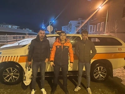 Karaman&rsquo;da karda mahsur kalan aileyi AFAD kurtardı
