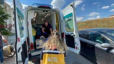 Karaman&rsquo;da motosiklet devrildi: 3 yaralı
