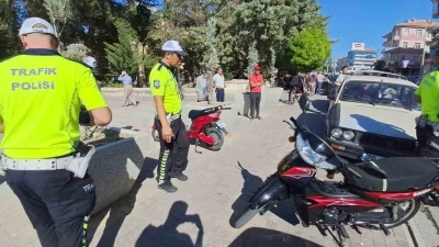 Karaman’da motosikletler çarpıştı: 2 yaralı
